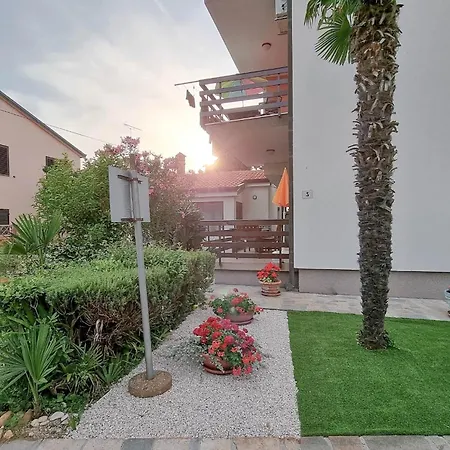 Marina No.1 Apartman *